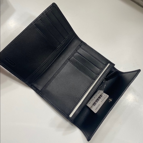 Coach Signature Compact Wallet - Picture 3 of 4